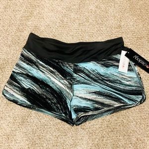 Ideology medium shorts NWT!